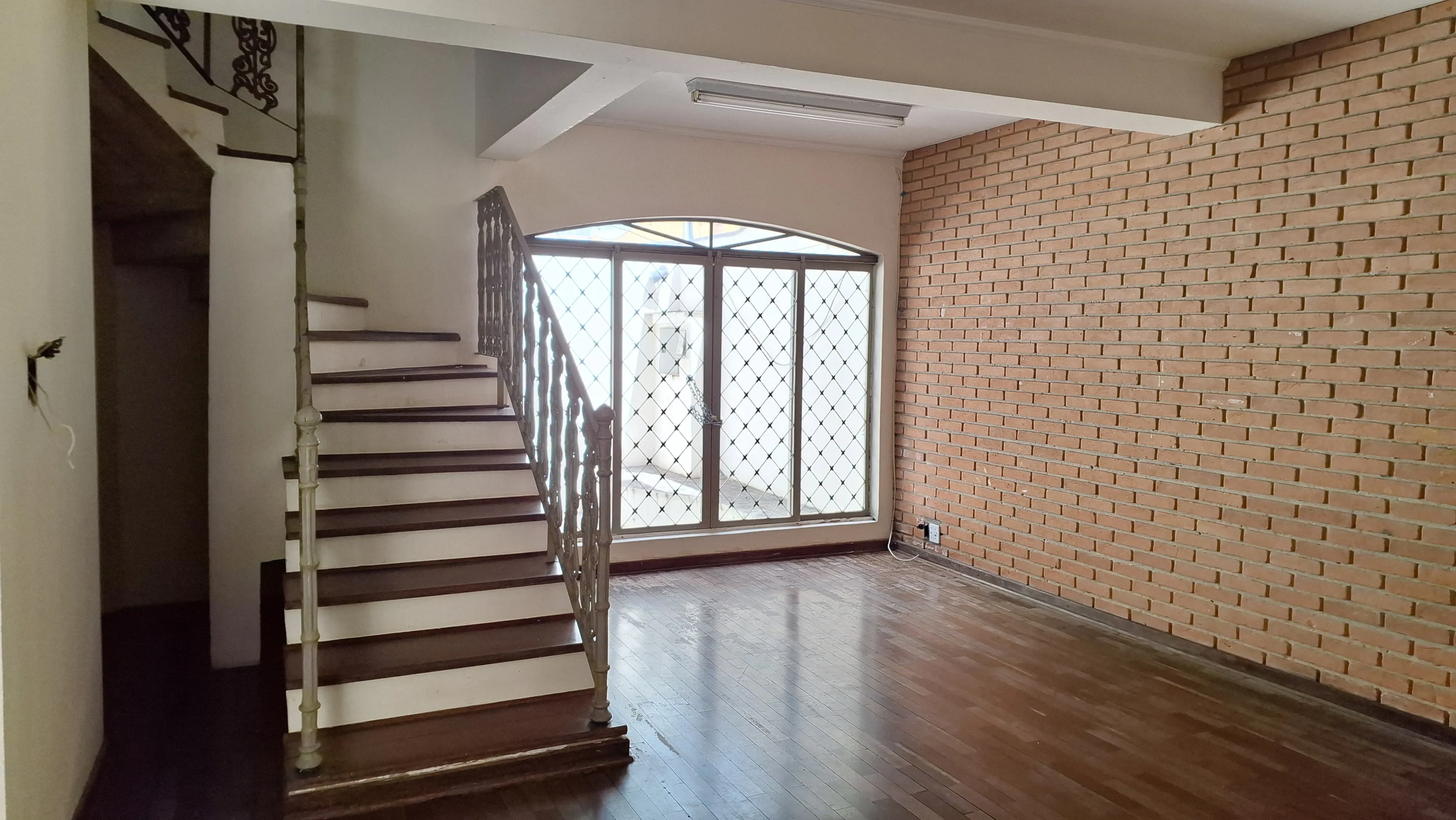 Imagem Sobrado com 3 Quartos à venda, 310m² - Jardim Icatu