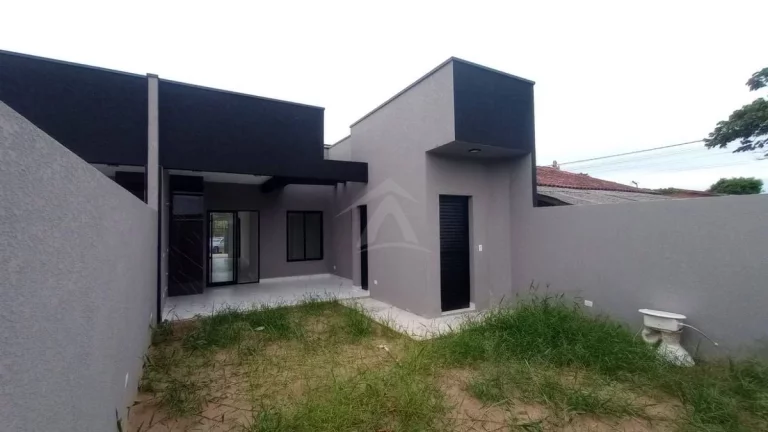 Imagem CASA, 3 QUARTOS SENDO 1 SUÍTE, BAL. VELEIROS