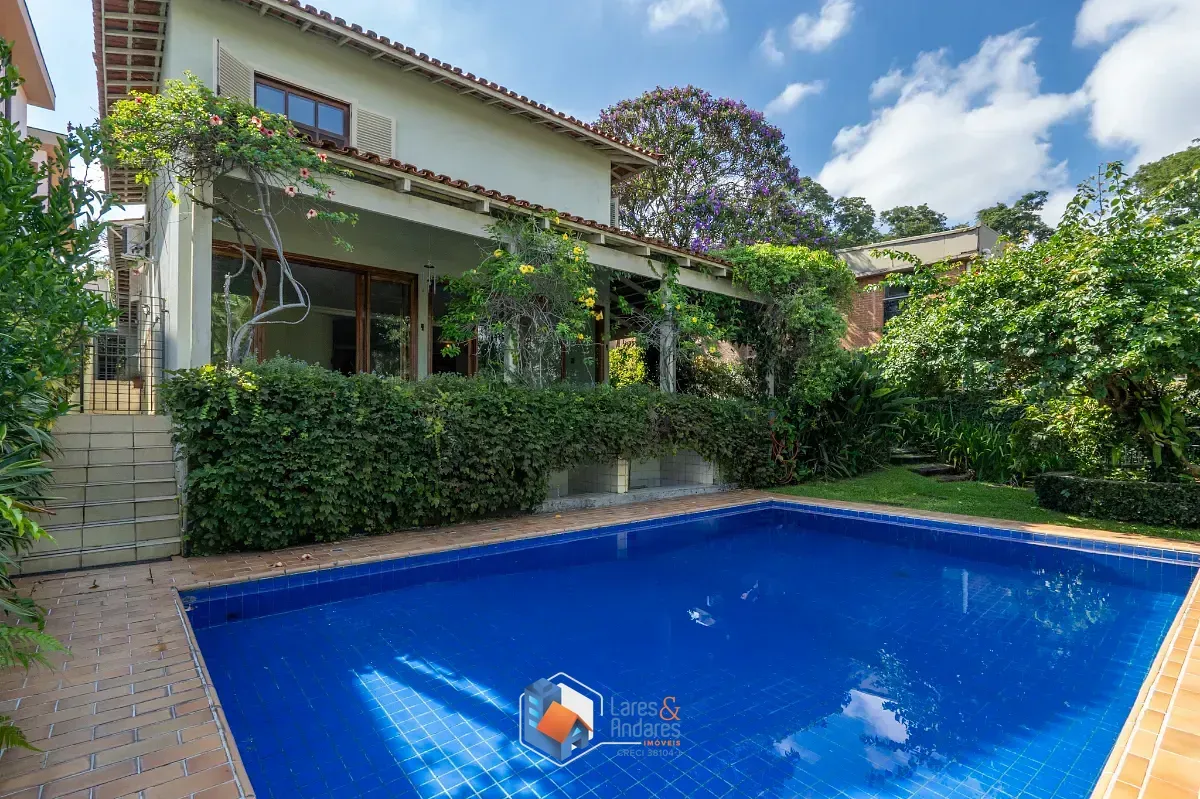 Foto do imóvel Casa para venda em Jardim Leonor com 5 quartos, sendo 3 suítes, 352m² em Rua Doutor Rubens Maragliano