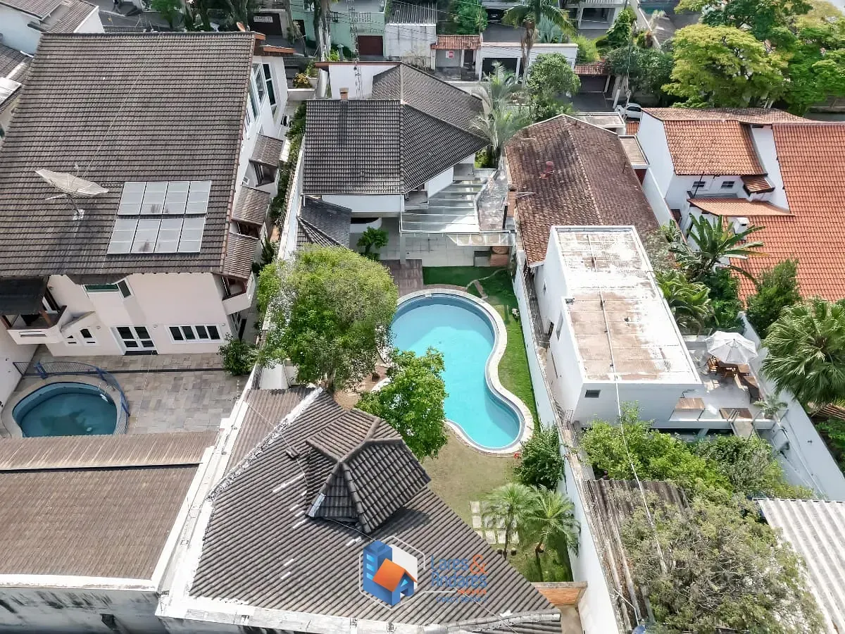 Imagem Casa para venda em Jardim Floresta com 4 quartos, sendo 3 suítes, 409m²