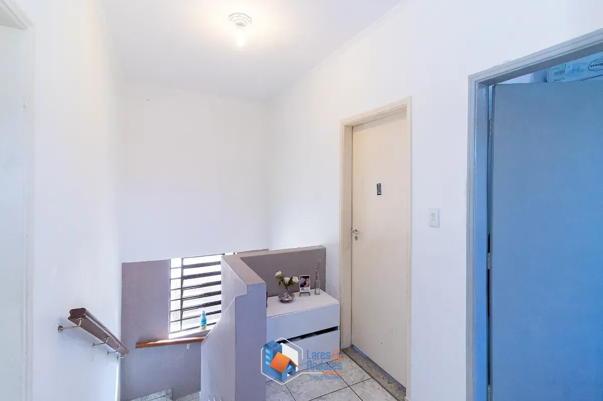 Imagem Sobrado para venda em Vila Carbone com 3 quartos, 189m²
