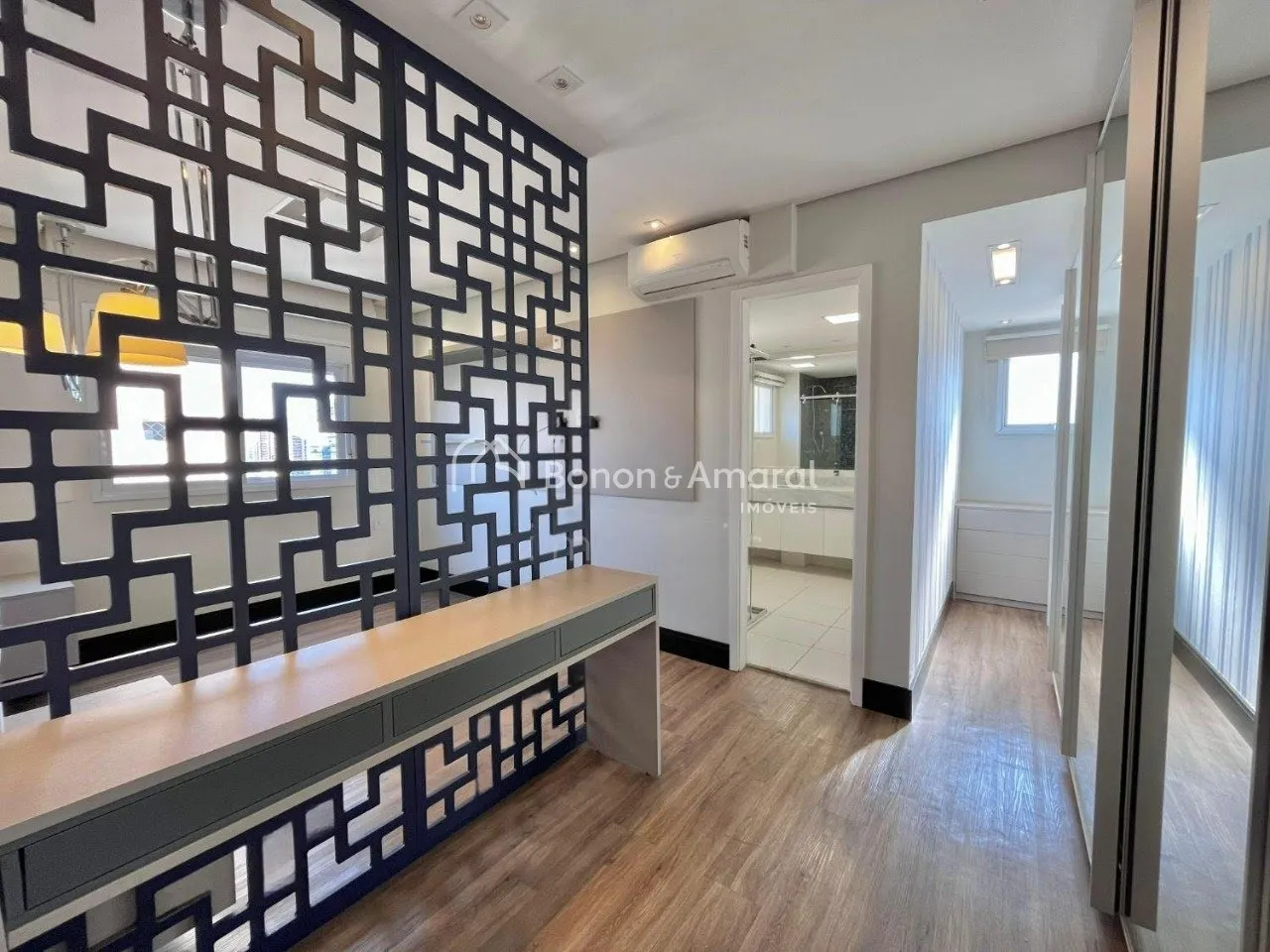 Imagem "Luxuoso Apartamento no Taquaral: Sofisticação, Conforto e Exclusividade"