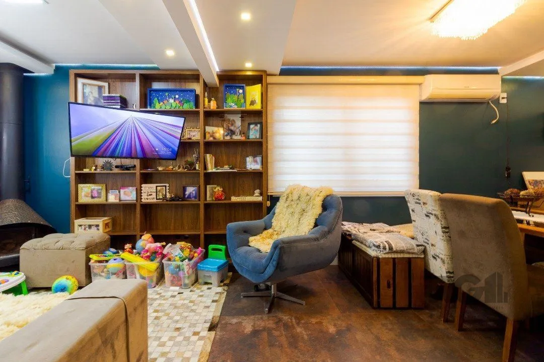 Imagem Casa em condomínio, 3 quartos, 1 suite, lareira, churrasqueira, 1 vaga - Bairro Tristeza