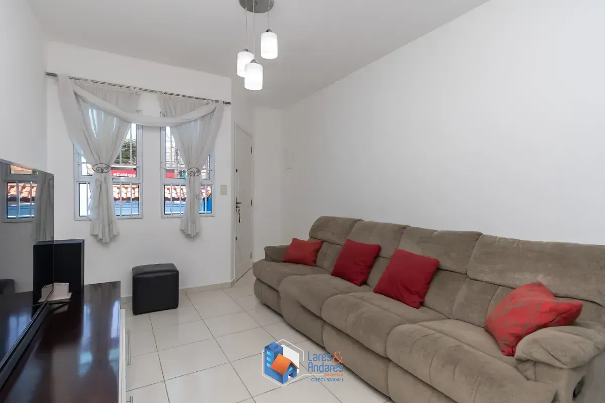 Imagem Sobrado para venda em Jardim Nossa Senhora do Carmo com 3 quartos, sendo 1 suíte, 152m²