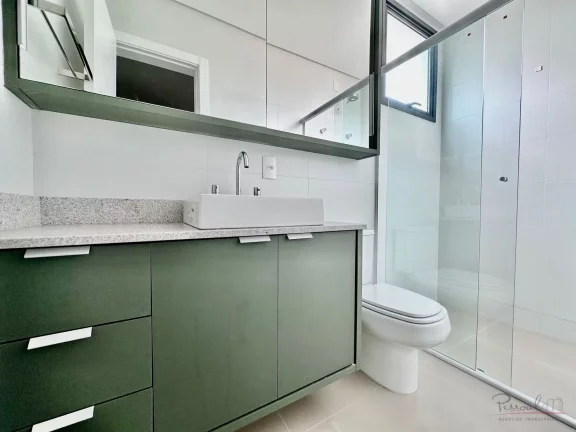 Imagem Este apartamento oferece uma combinação perfeita de conforto e sofisticação. Com uma área priva...