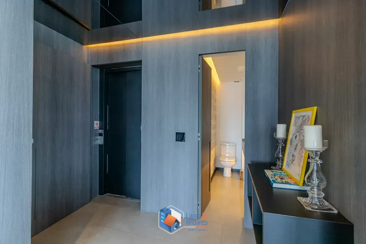 Imagem Apartamento para venda em Campo Belo com 3 quartos, sendo 3 suítes, 219m²