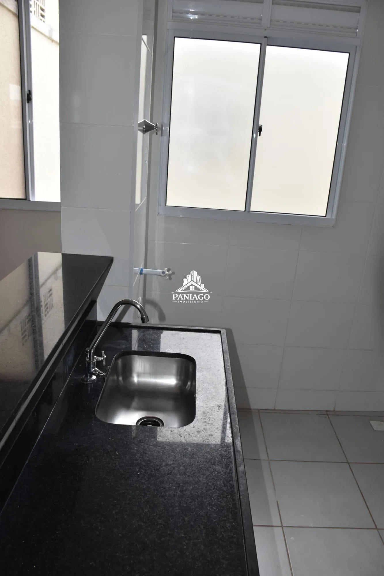 Imagem APARTAMENTO 4°ANDAR NO CONDOMINIO CHAPADA BOULEVARD -COM 2 QUARTOS, SALA,COZINHA