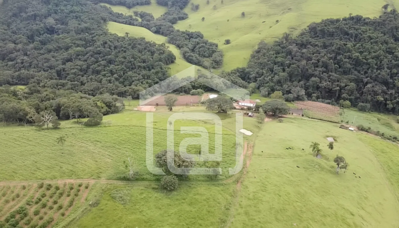 Imagem Sítio 5 m² à venda em Santana de Caldas, Caldas