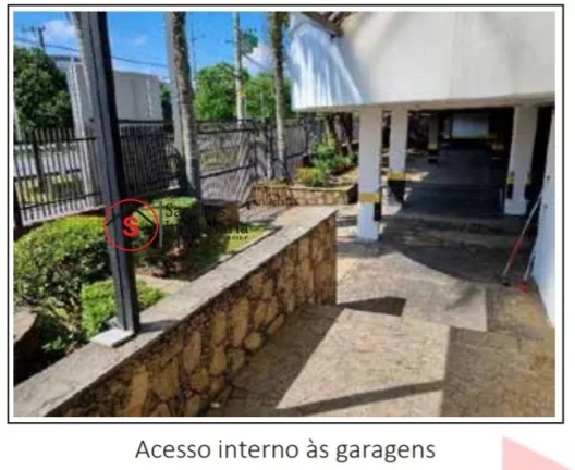 Imagem PREDIO COMERCIAL IMIGRANTES 2.297,96 m Terreno 3.225,00 m Construção 28 Anos Padrão Construtivo: Superior AVCB: OK salas por andar 03 Andares 5