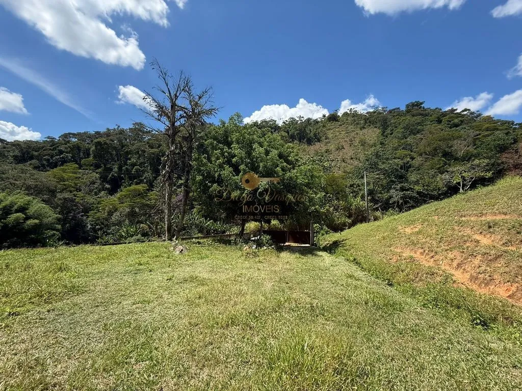 Imagem Sítio para Venda em Teresópolis / RJ no bairro Pessegueiros