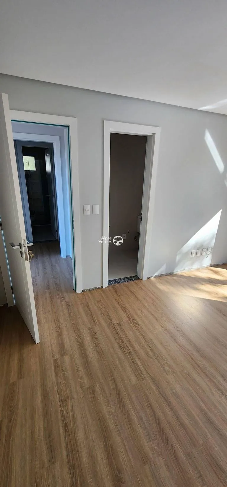 Imagem Vende-se apartamento em Gramado a 8 minutos da Rua Coberta