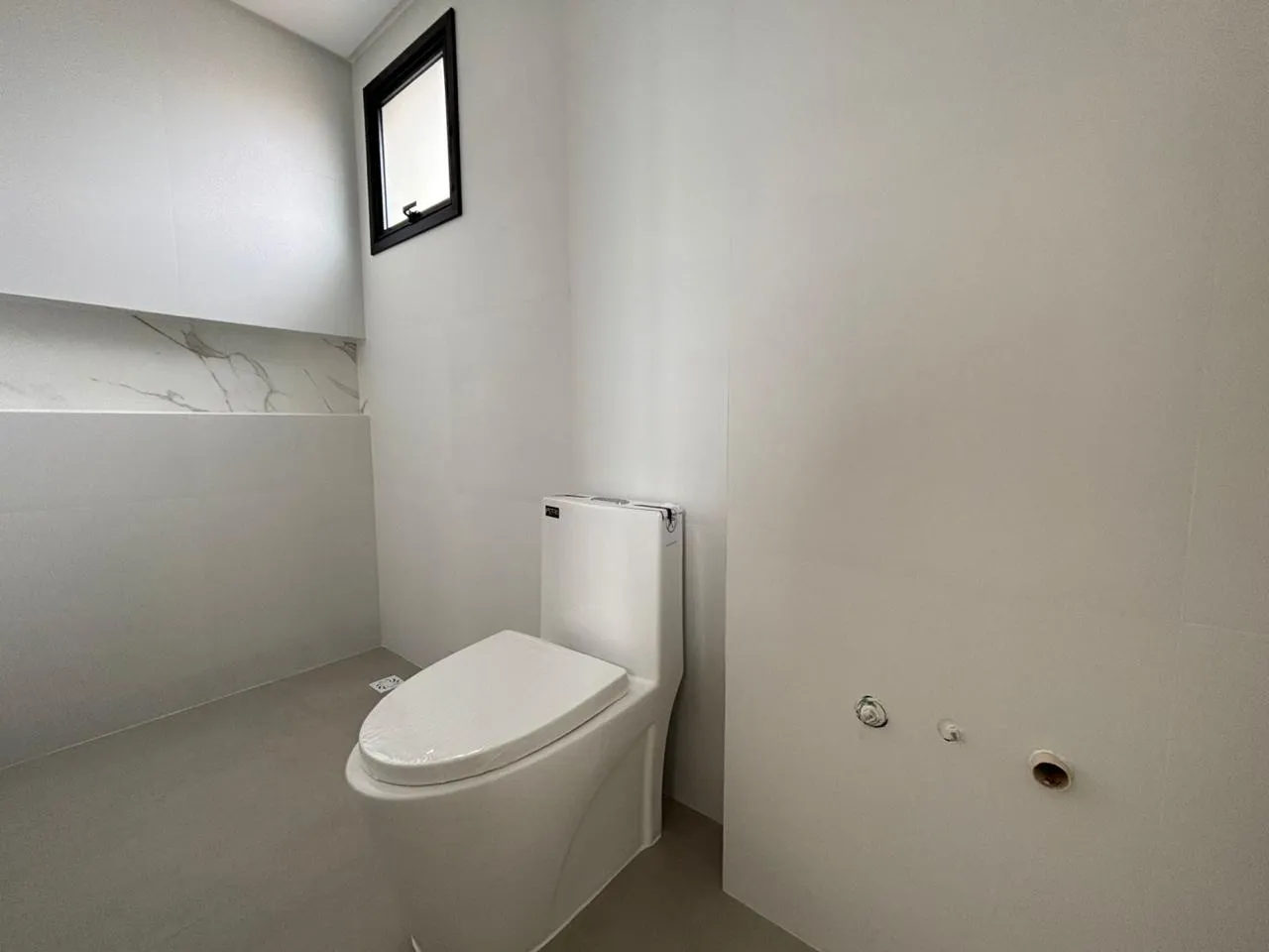 Imagem Apartamento com vista para o mar à venda com 144.65m2 por R$ 2.200.000,00