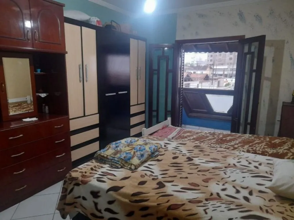Imagem CASA COM 85,00 m² - GUILHERMINA - PRAIA GRANDE SP