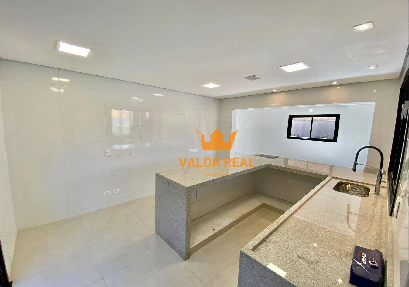 Imagem Brisas Jundiaí, casa com 3 suítes, 300m², alto padrão, no Bairro Malota, em Jundiaí-SP
