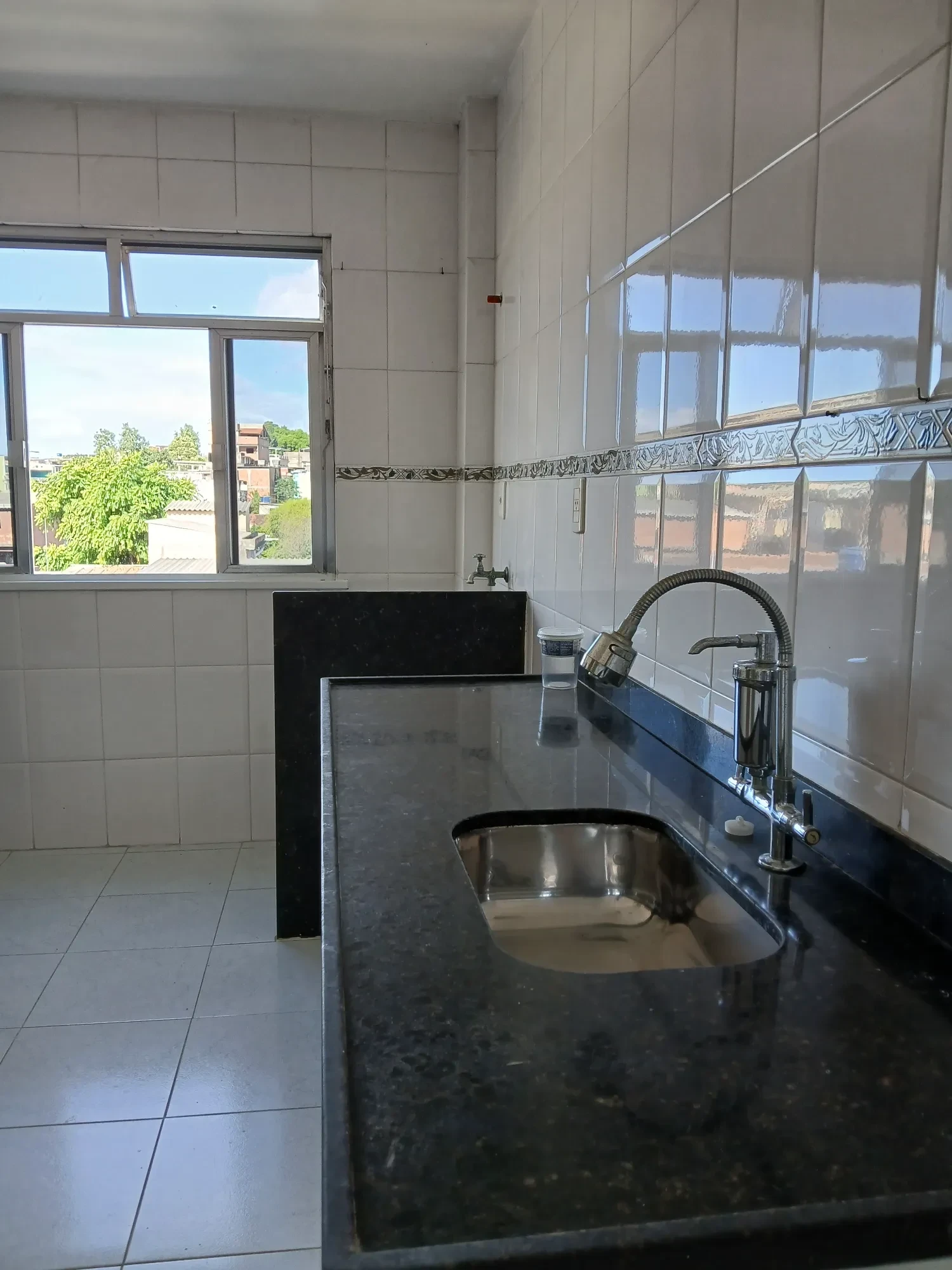 Imagem Apartamento com 3 Quartos à Venda, 63 metros em Parque Anchieta - Rio de Janeiro