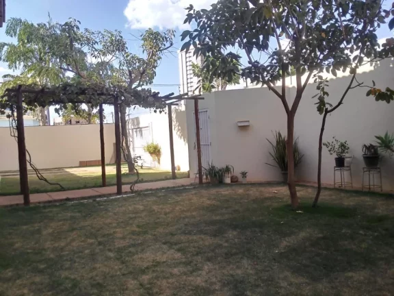 Imagem Casa com 6 dormitórios e área de lazer no Renato Gonçalves - Barreiras-BA