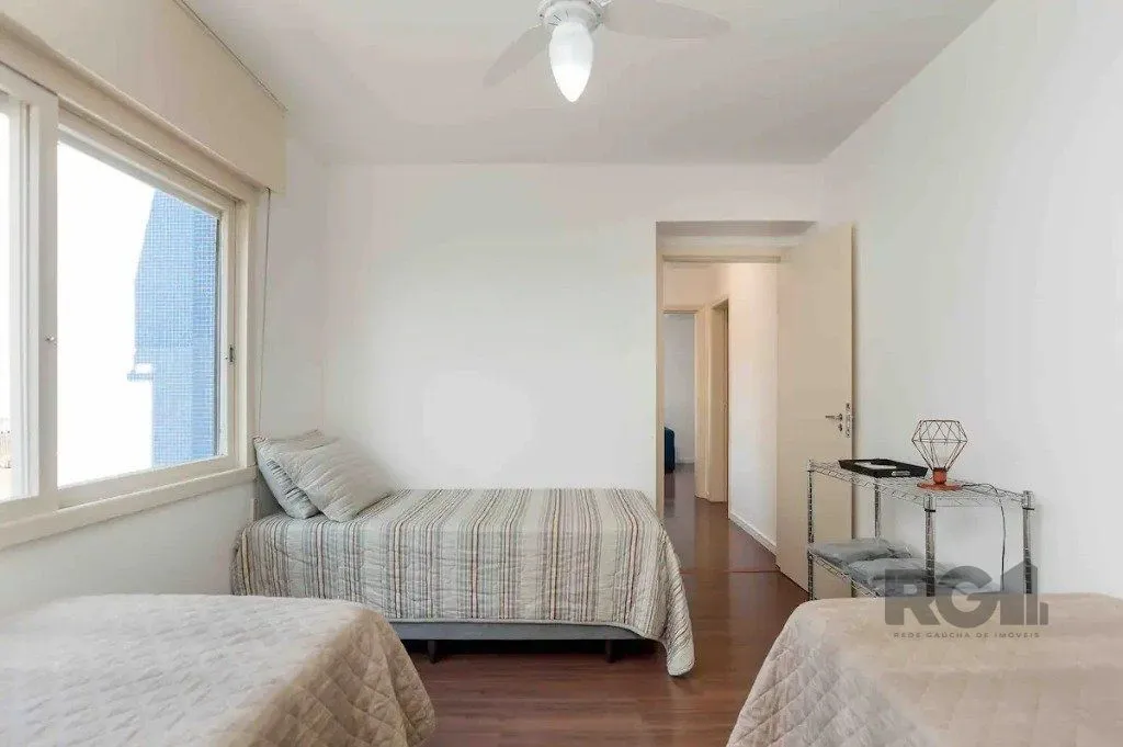 Imagem Apartamento de 2 dormitórios, no bairro menino deus