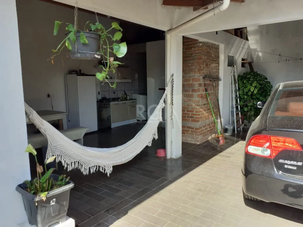 Imagem Casa para Venda - 170m², 3 dormitórios, sendo 1 suites, 2 vagas - Feitoria