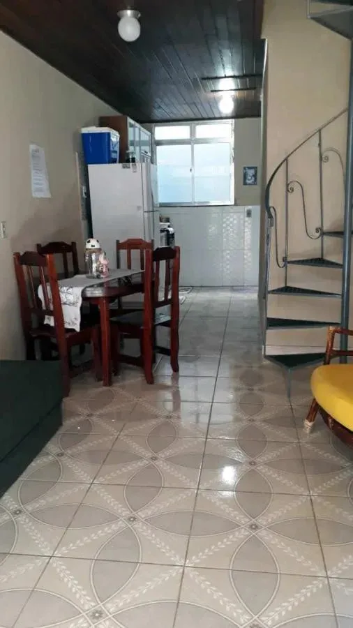 Imagem Casa em Condomínio para Venda em Cabo Frio / RJ no bairro Peró