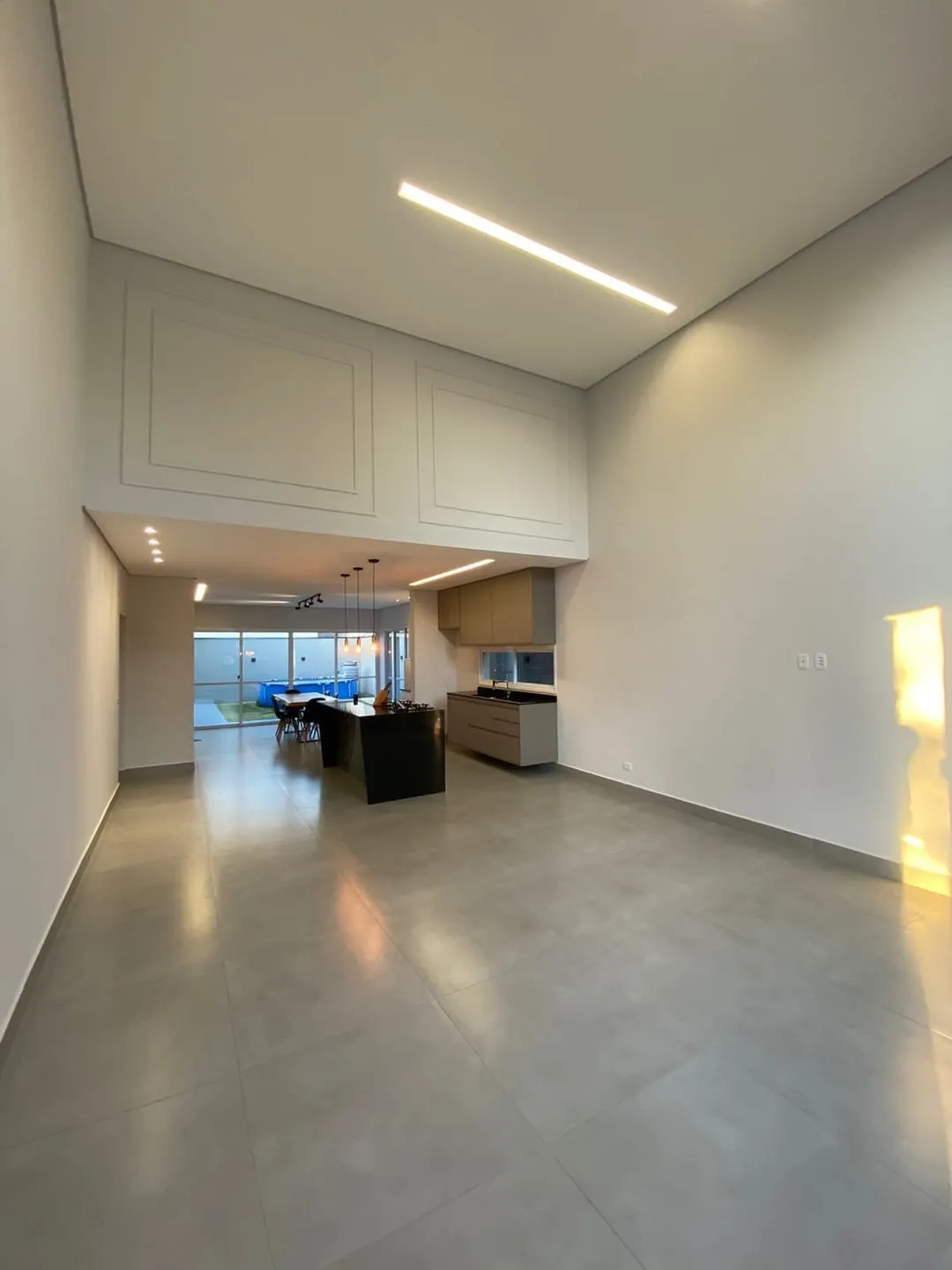 Imagem Casa à venda 3 Quartos, 1 Suite, 4 Vagas, 300M², Bairro do Grama, Caçapava - SP | Condomínio Terras do Vale