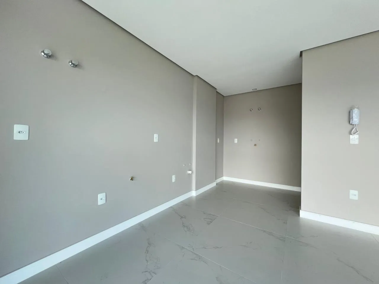 Imagem Apartamento com vista para o mar à venda com 80.52m2 por R$ 1.075.000,00