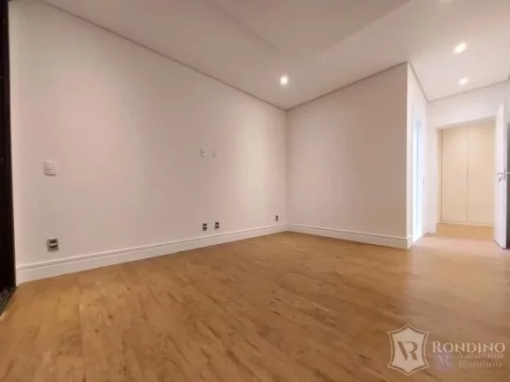 Imagem Casa t?(C)rrea, condomínio Saint Patrick, com 04 suítes, sendo uma máster