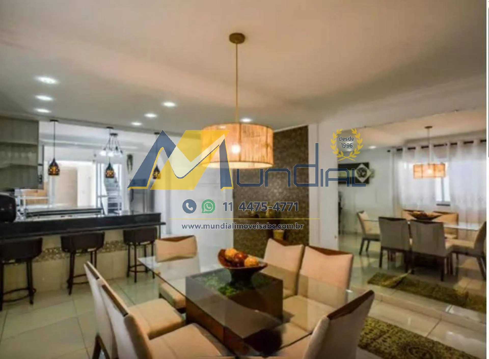 Imagem CASA ESPAÇOSA À VENDA NA VILA ALTO DE SANTO ANDRÉ