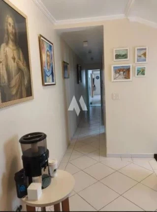 Imagem Casa triplex com piscina á venda em Santos