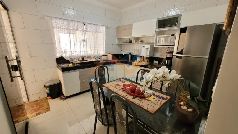 Imagem Casa de 3 quartos no bairro Residencial Bethânia - Santana do Paraíso