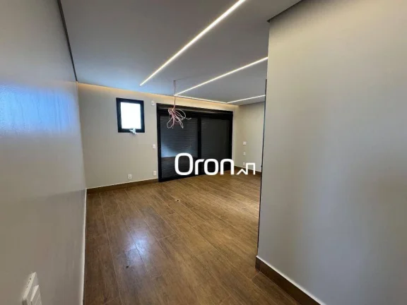 Imagem Sobrado à venda, 244 m² por R$ 2.150.000,00 - Jardins Porto - Senador Canedo/GO