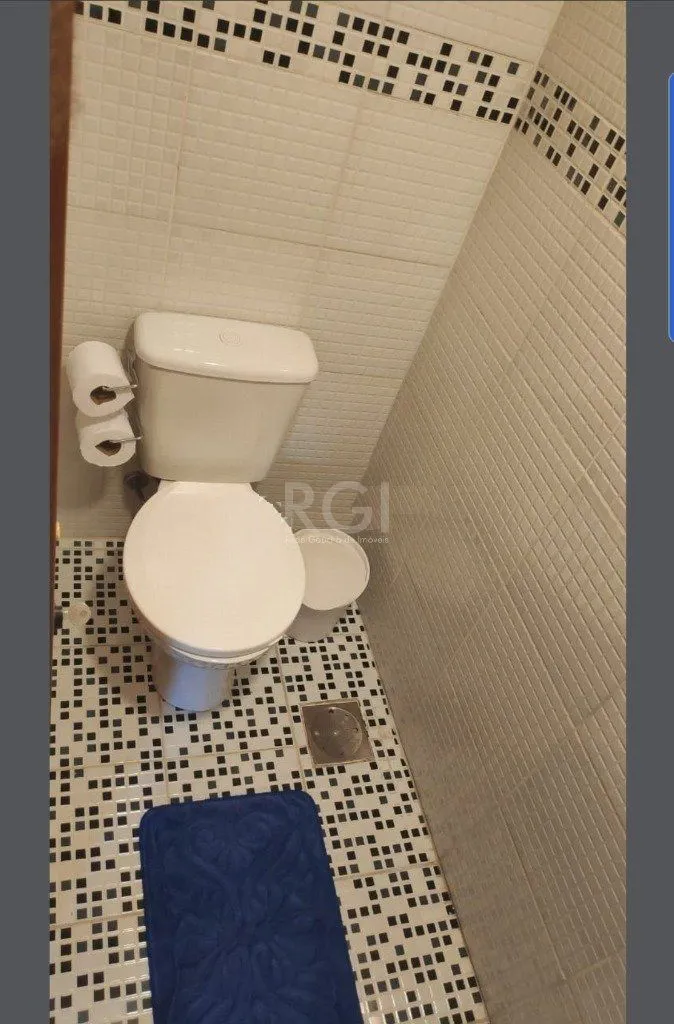 Imagem Casa para Venda 3 dormitórios no Partenon