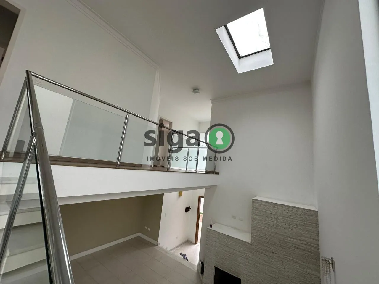 Imagem Oportunidade Casa Ampla com 3 Suítes, Churrasqueira e Área Gourmet