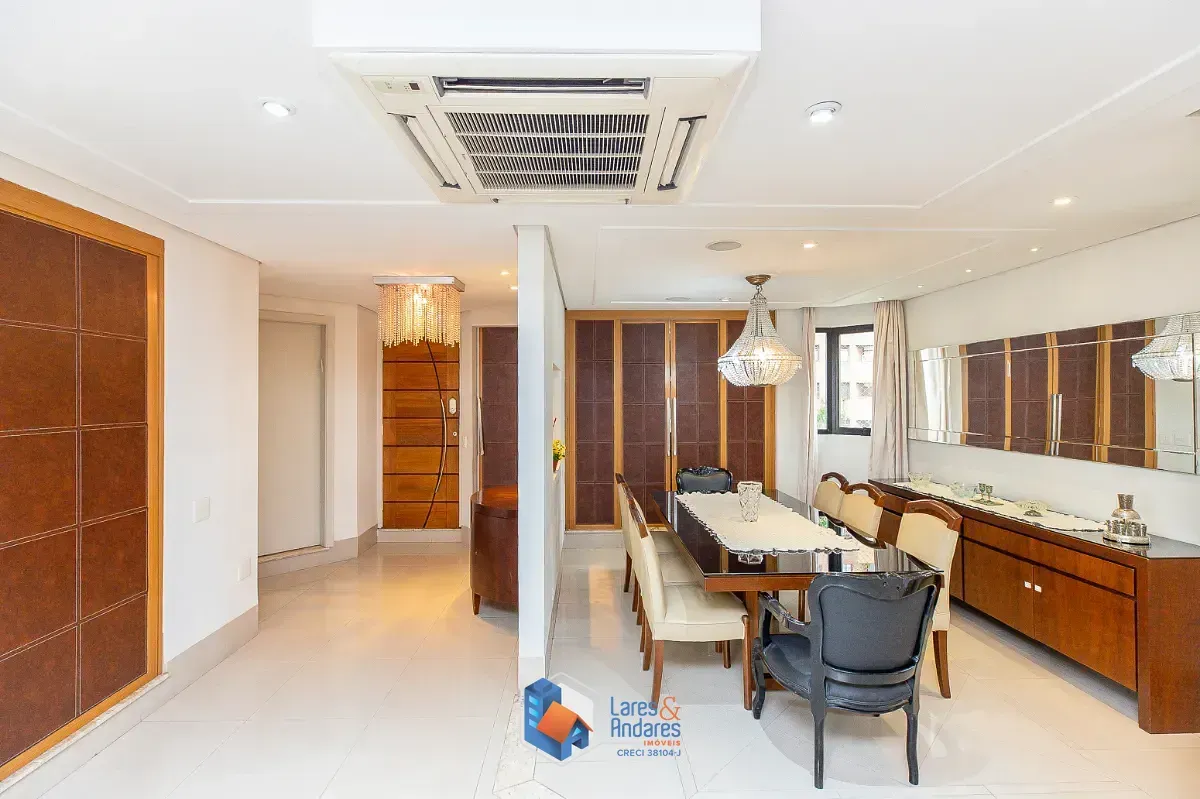 Imagem Apartamento para venda em Moema com 3 quartos, sendo 3 suítes, 202m²