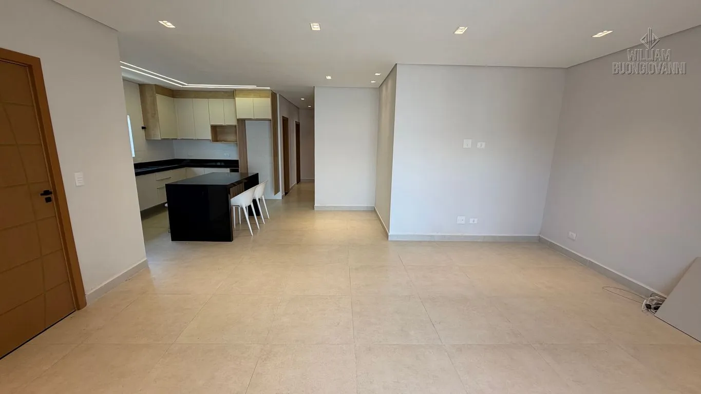 Imagem CASA 3 QUARTOS, SENDO 3 SUÍTES, 4 VAGAS GARAGEM - JD IMPERADOR - PRAIA GRANDE/SP