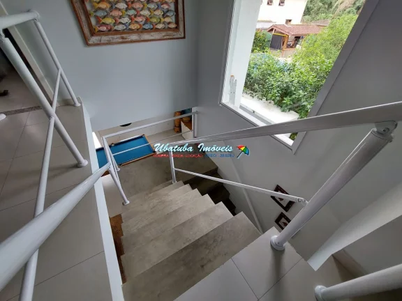 Imagem Excelente casa em condomínio fechado com 04 dormitórios