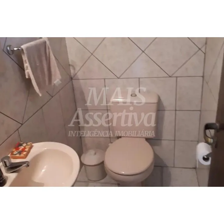 Imagem Imbé RS
Apenas R$ 490.000,00
Sensacional casa/sobrado de veraneio, terreno fechado, portões,  ...