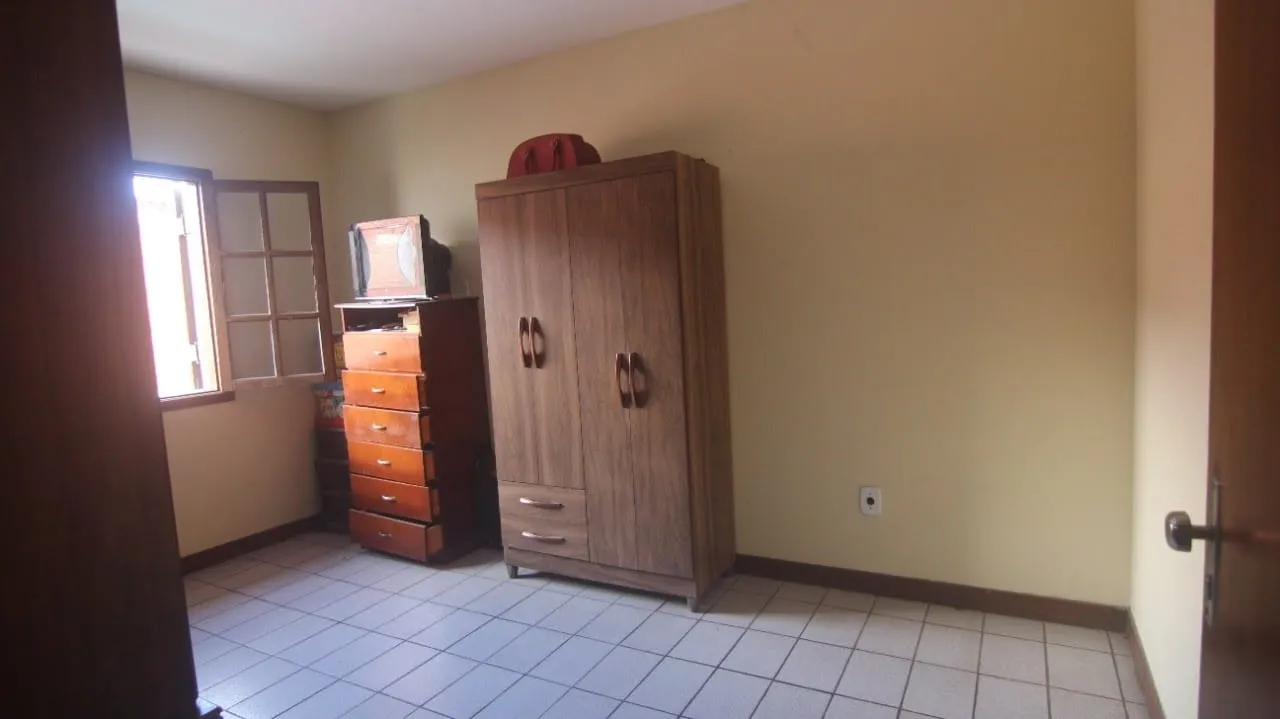 Imagem Casa à venda 3 Quartos, 1 Suite, 4 Vagas, 300M², Residencial Comercial Vila Verde, Pindamonhangaba - SP