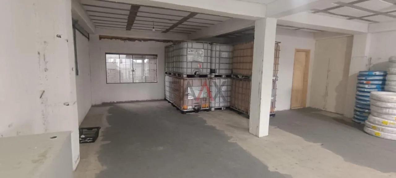 Imagem Barracão Comercial para Locação no Conradinho com 3 Pisos Próximo a Comércios