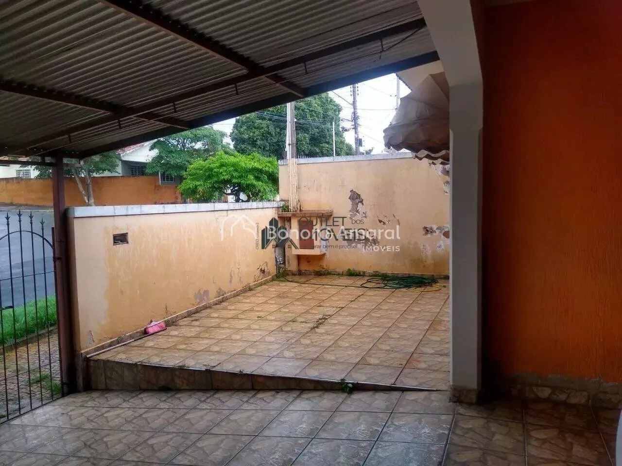Imagem Casa Ampla e Confortável à Venda - Santa Cecília / Paulinia -SP