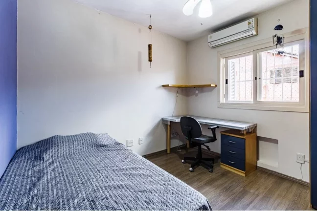 Imagem Casa em Condomínio para venda no bairro Teresópolis em Porto Alegre