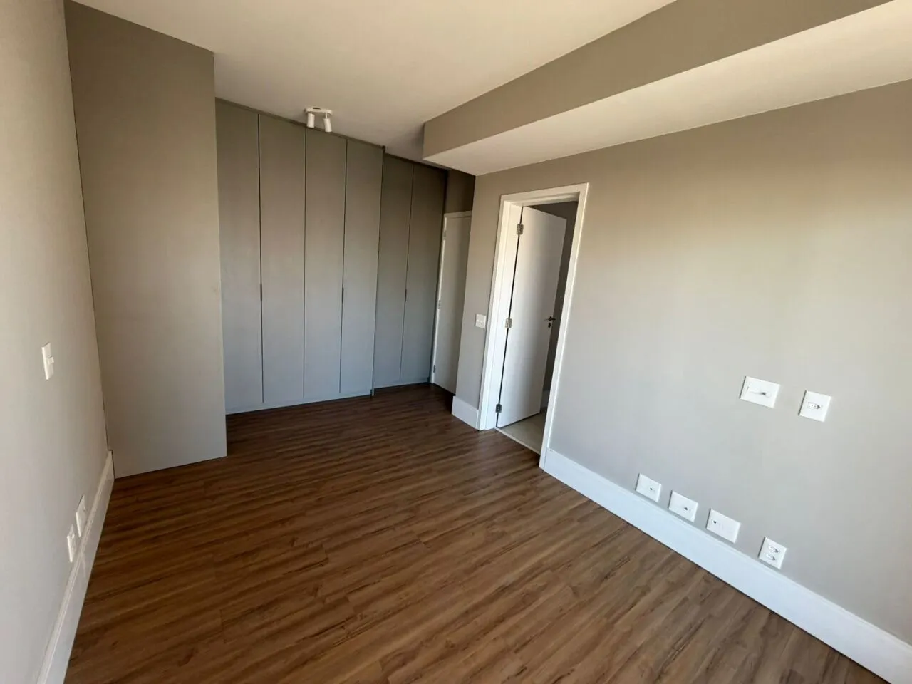 Imagem Apartamento para locação de 145 m² com 3 suítes e 2 vagas
