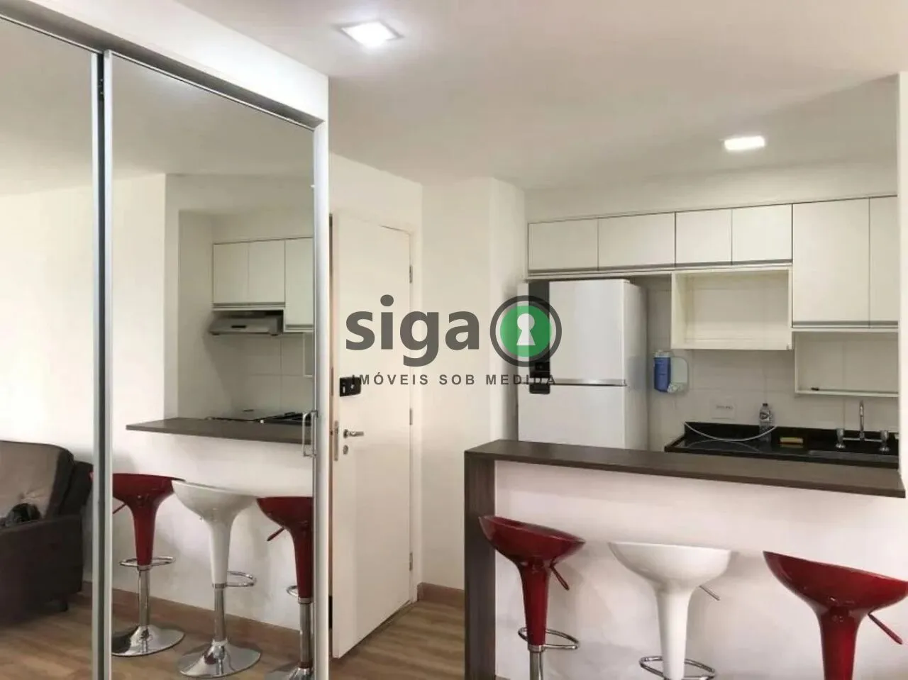 Imagem Apartamento de 49m² mobiliado, 1 dormitórios e 1 vagas - Campo Belo - São Paulo/SP