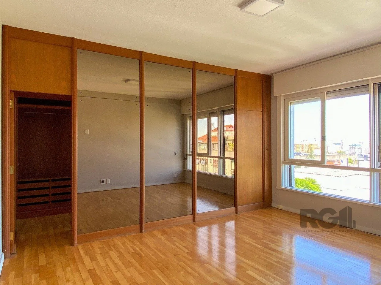 Imagem Apartamento com muito conforto e ótima iluminação no Moinhos de Vento
