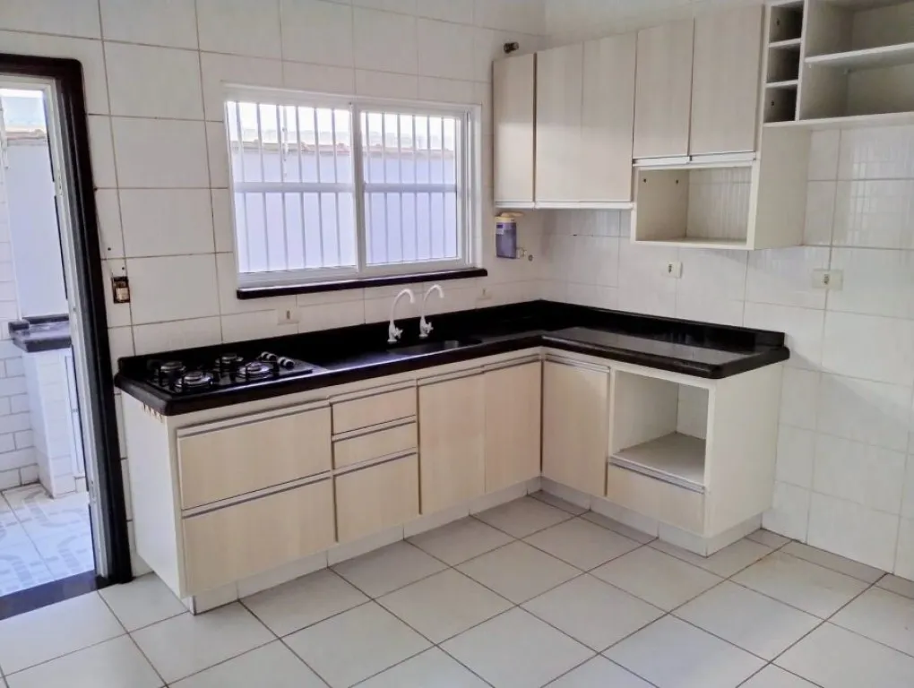 Imagem CASA COM 130,00 m² - REAL - PRAIA GRANDE SP
