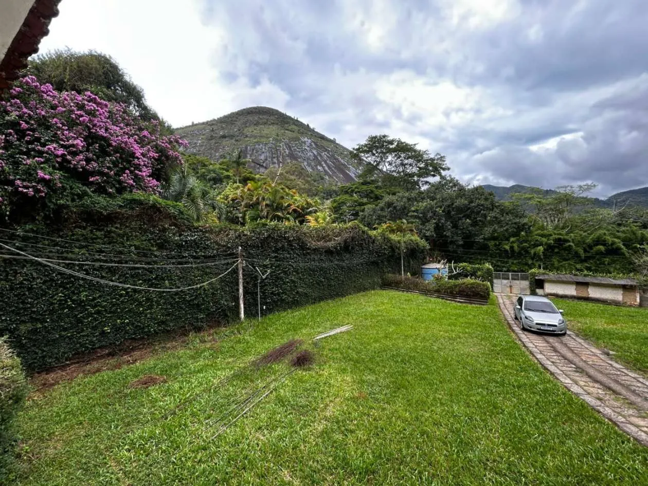 Imagem Casa para Venda em Petrópolis / RJ no bairro Araras