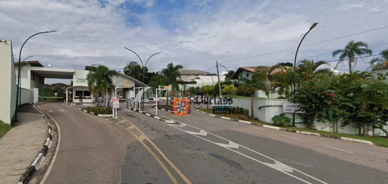 Imagem Chácara à venda, 24.000 m², com 3 casas com suítes, R$ 2.000.000 - Parque da Fazenda - Itatiba/SP