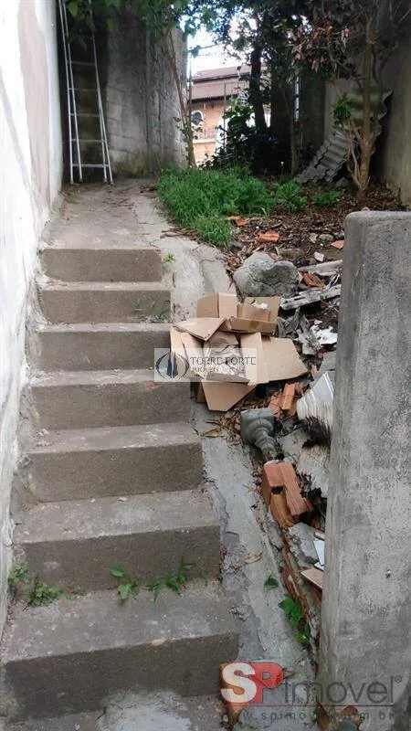 Imagem Terreno com casa construida com 350 metros no Parque do Carmo.