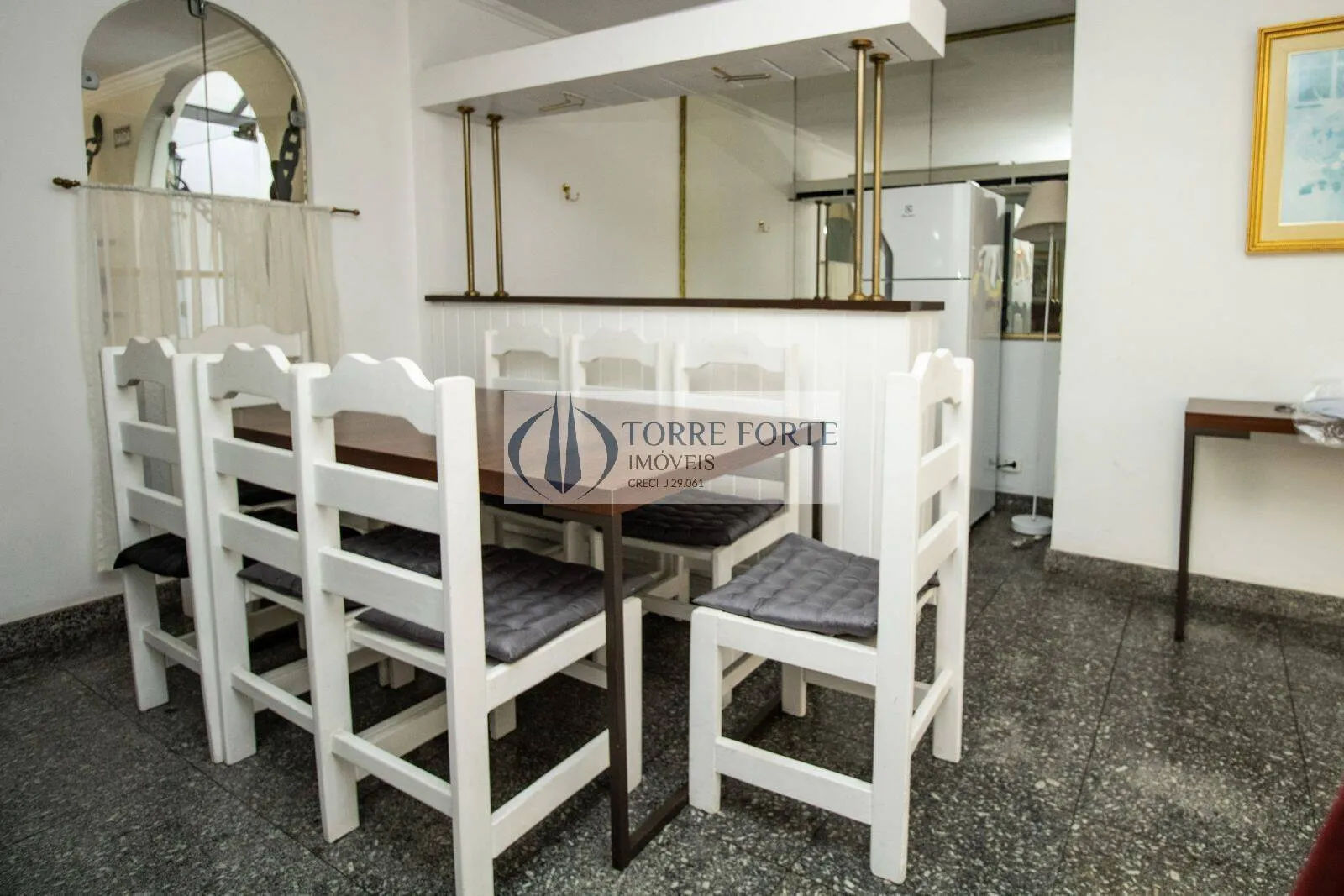 Imagem Lindo apartamento reformado com 62 M², 2 dorms. 1 vaga de garagem em Moema