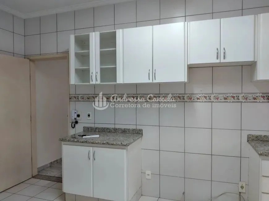 Imagem Casa com 3 dormitórios à venda, 226 m² por R$ 950.000,00 - Jardim Tarraf II - São José do Rio Preto/SP