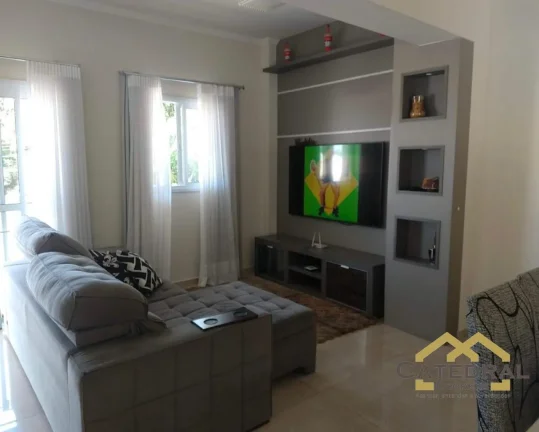 Imagem Casa de alto padrão à venda com 3 quartos (1 suíte) Laguna - Várzea Paulista/SP